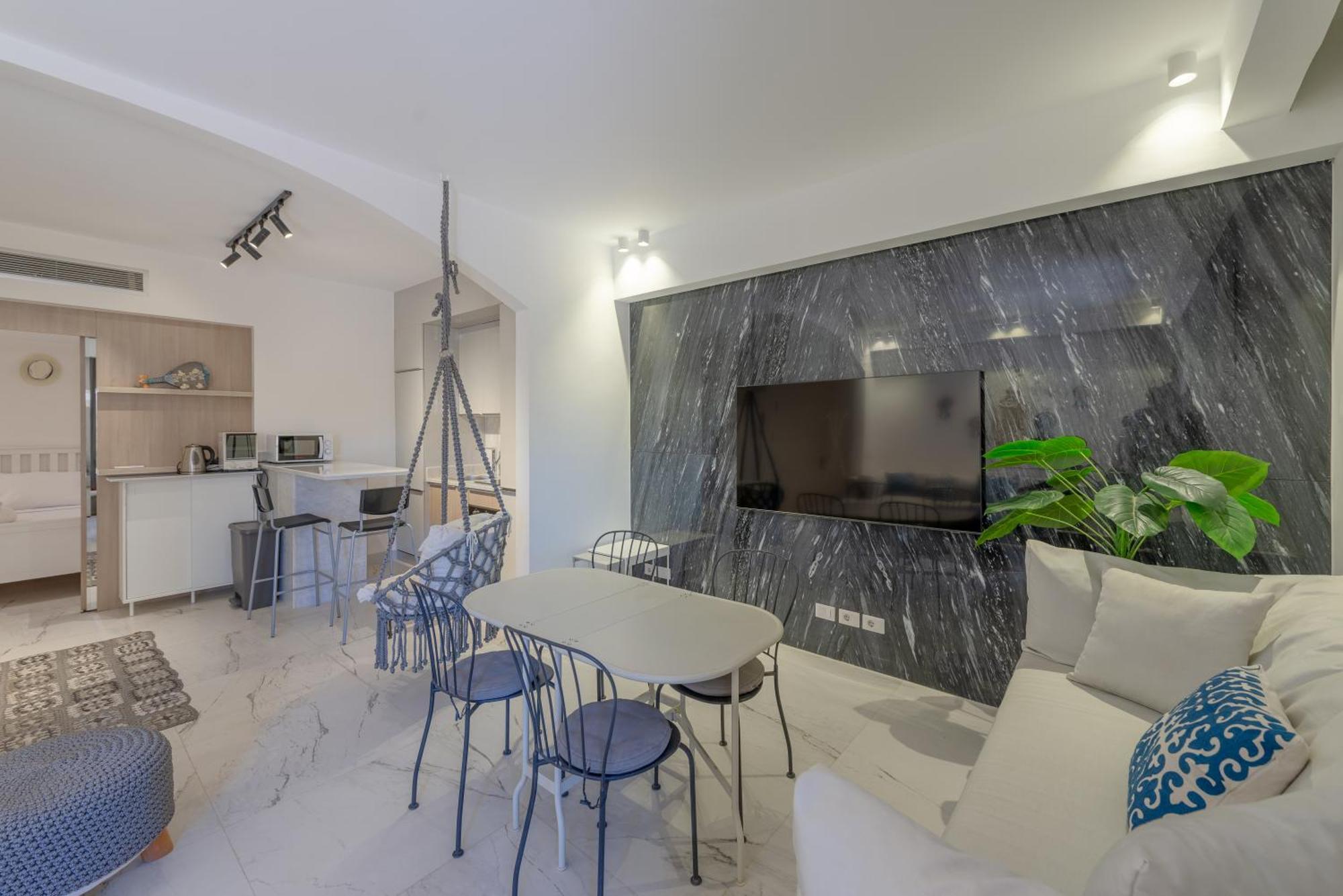 Stylish Nest - New Marina - El Gouna شقة الغردقة